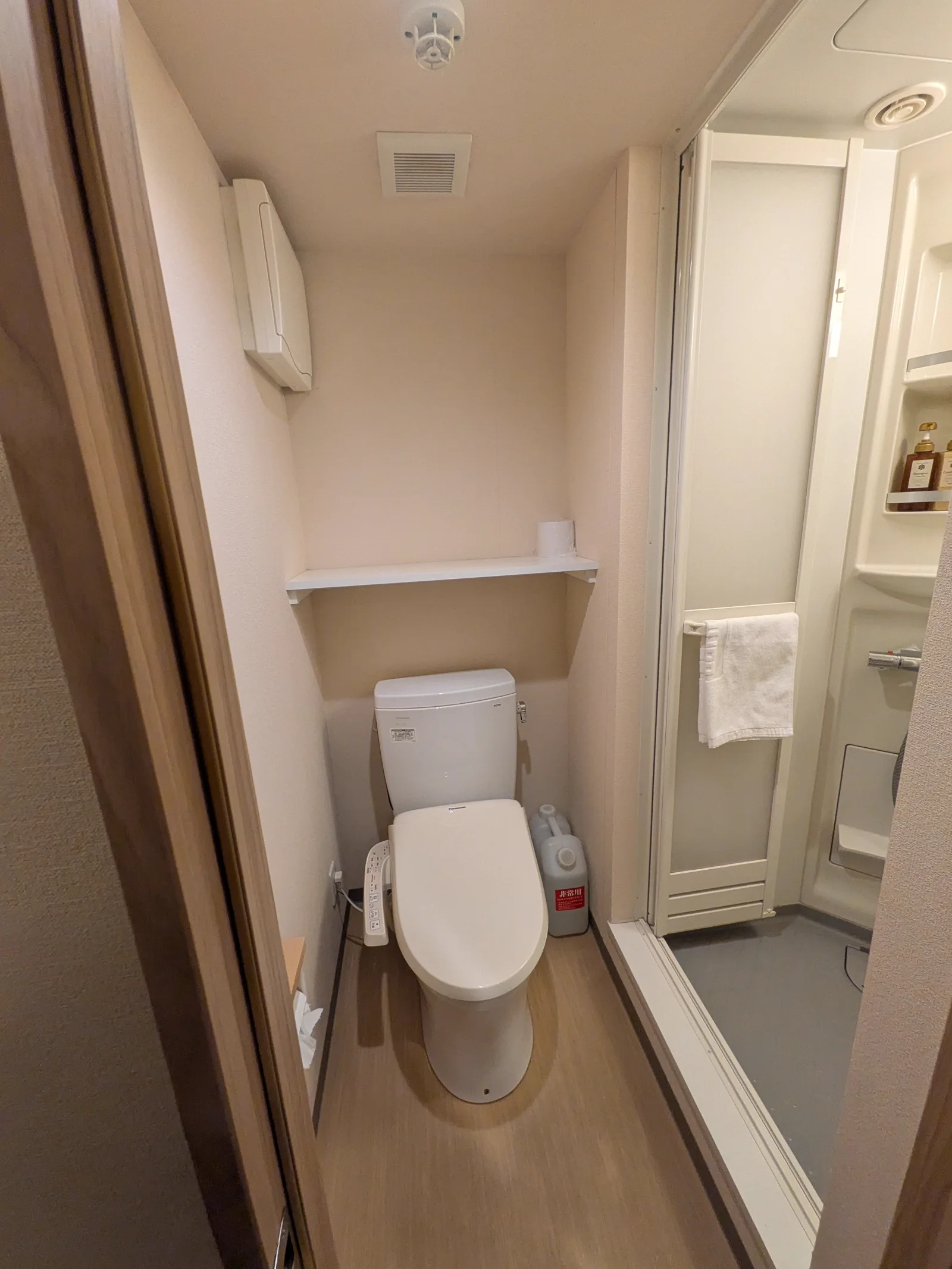 トイレ・シャワールーム