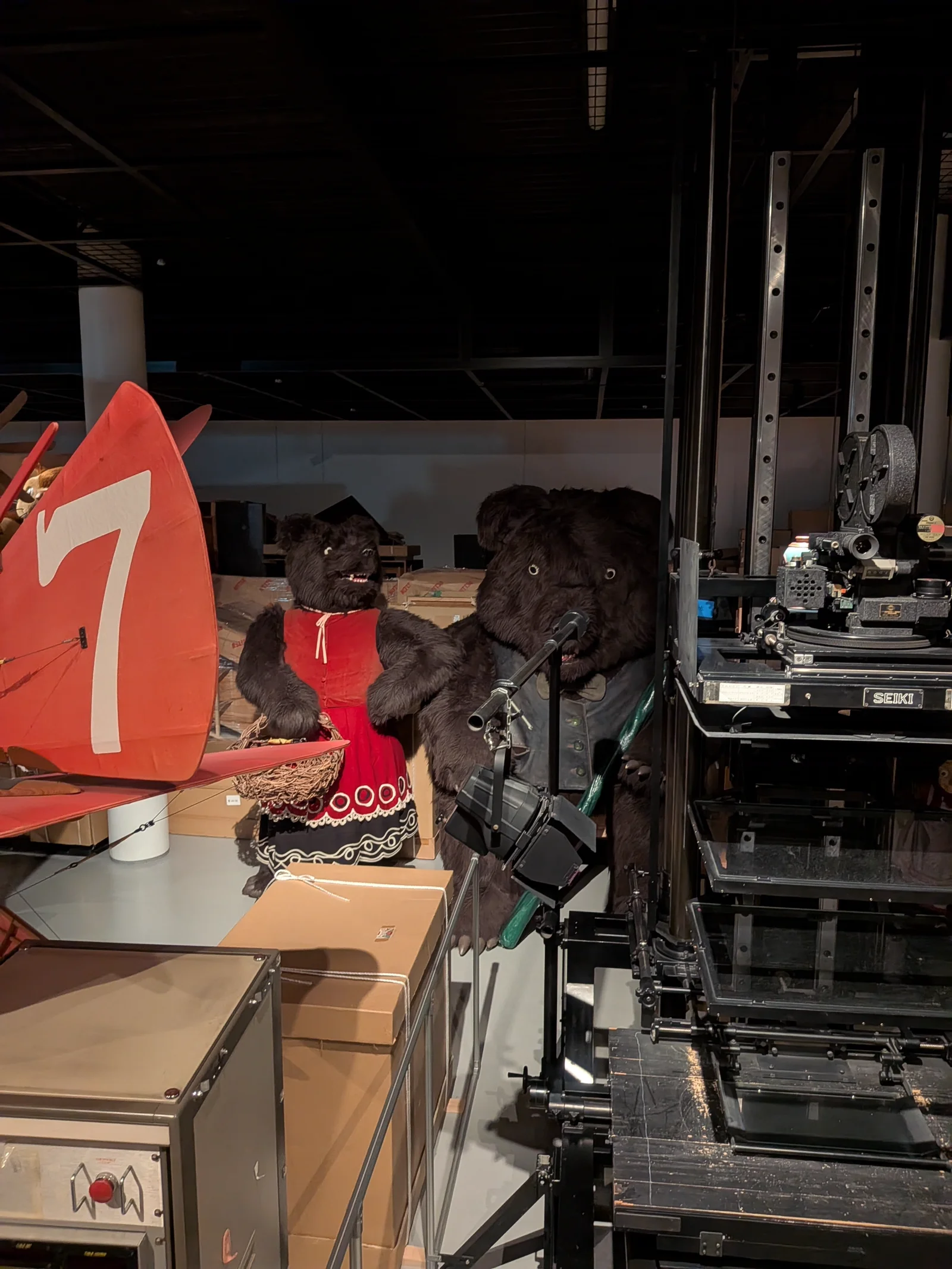 アニメーションジオラマの熊