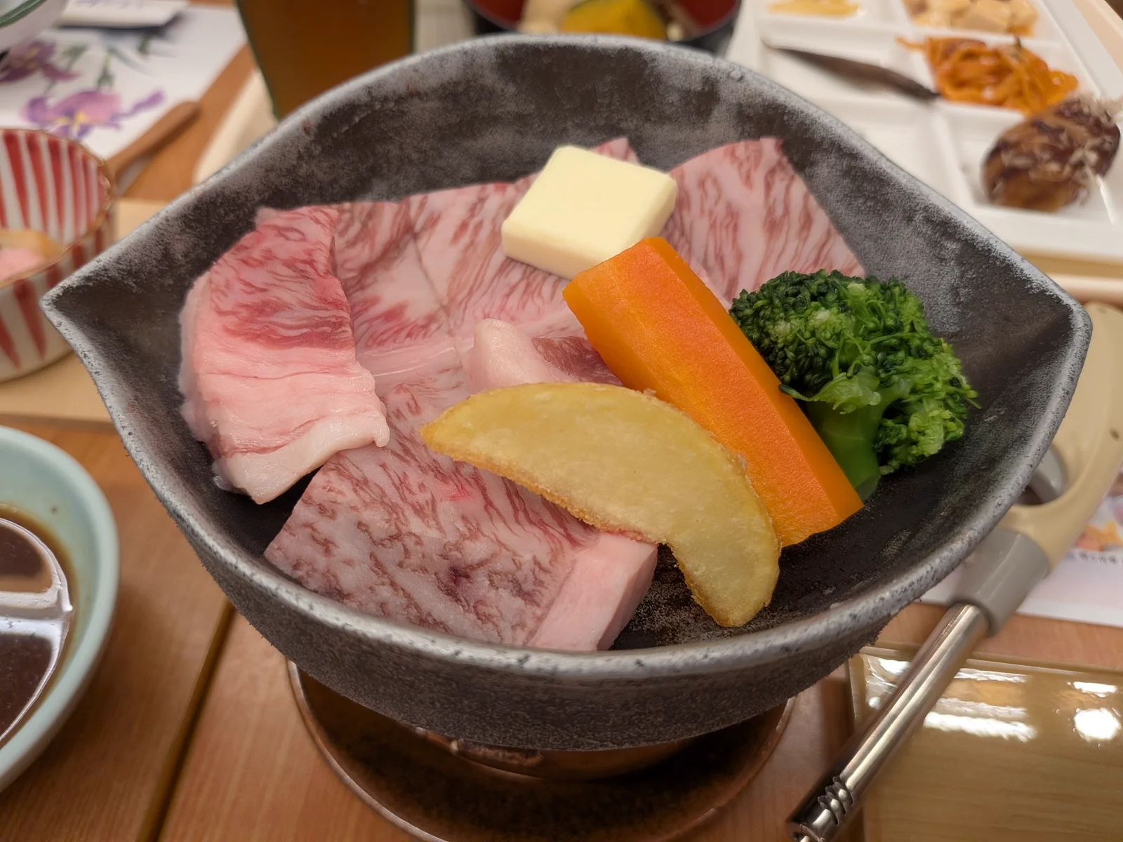 甲州牛ステーキ(焼く前)